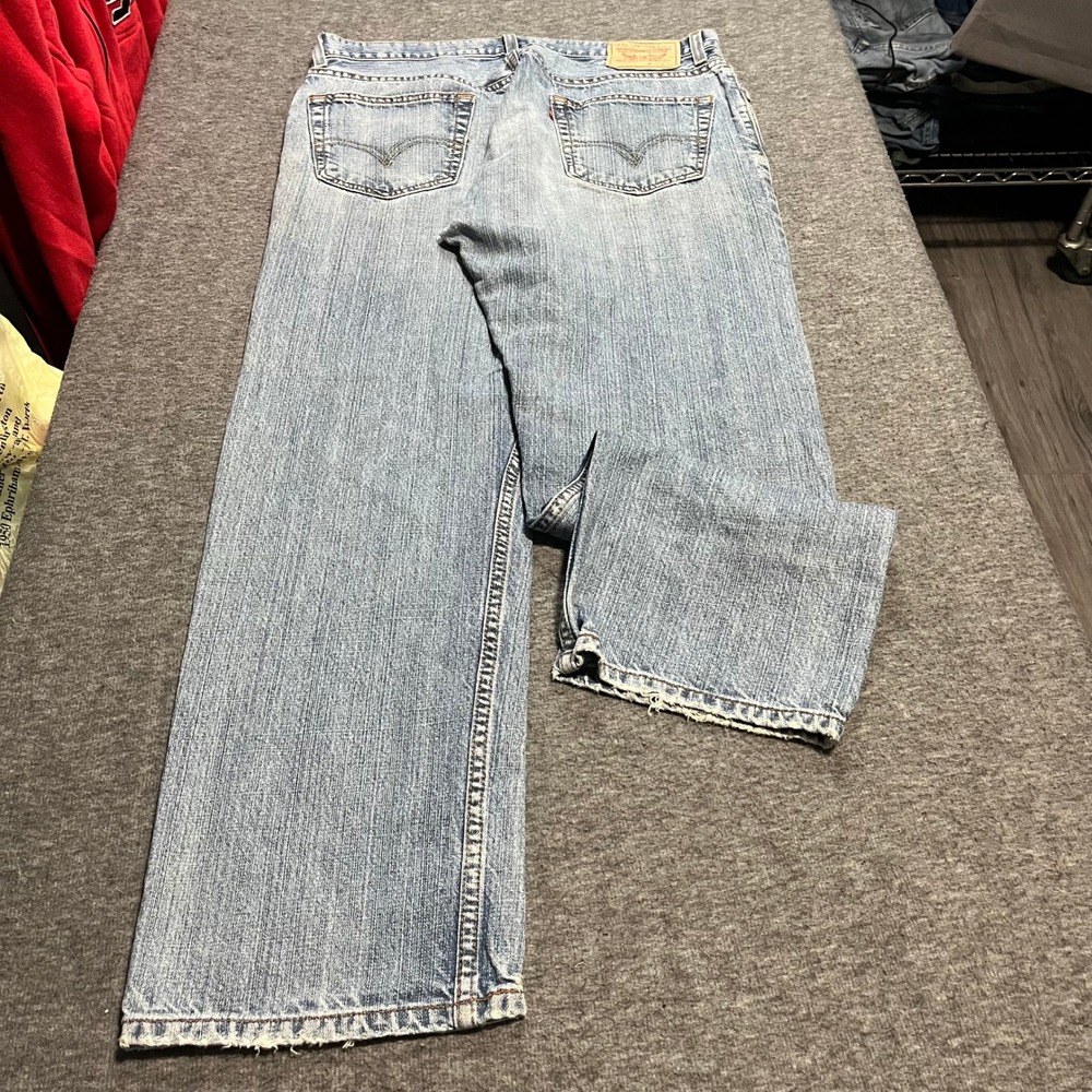 Levis 505 Regular Fit Jeans Mens 36x32 Light Wash Distressed Straight Leg Denim
